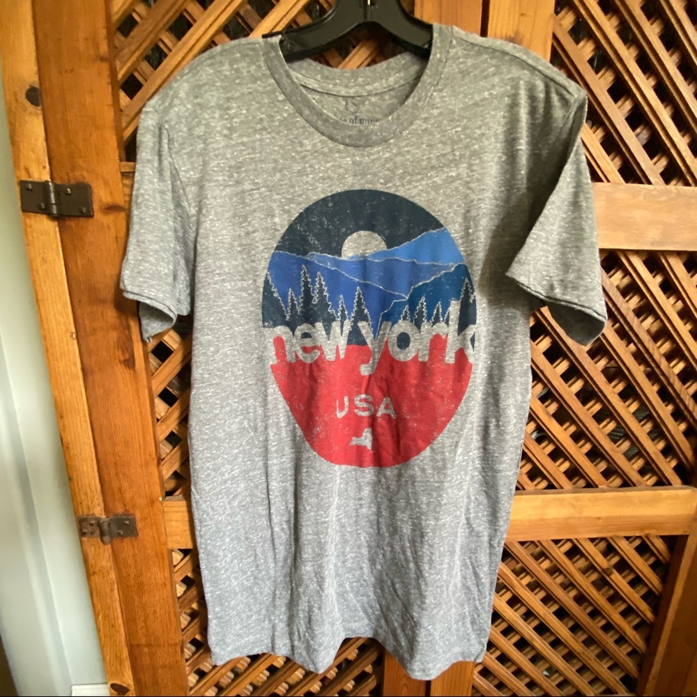 NWT Mens NEW YORK USA Gray Red Blue Short Sleeve T Shirt Small